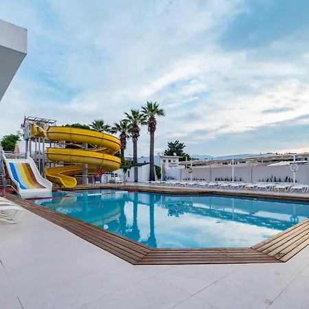 Petunya Resort 4*