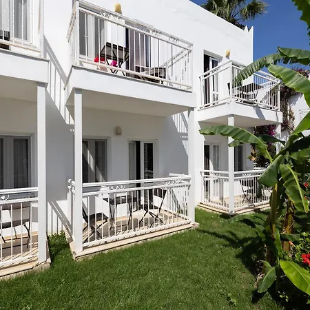 Petunya Resort 4*
