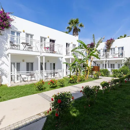 Petunya Resort 4*