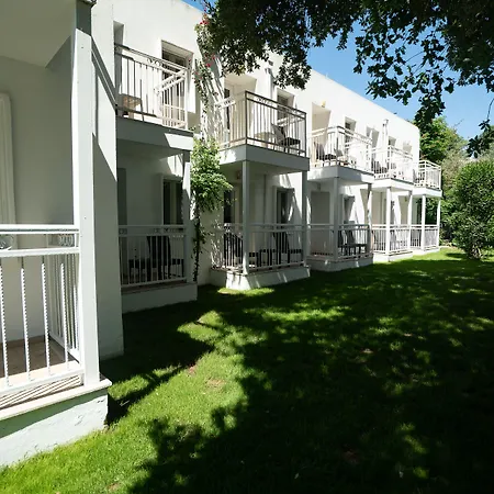 Petunya Feriested Ortakent