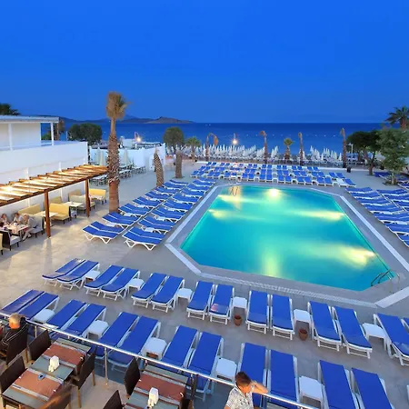 Resort Petunya 4*