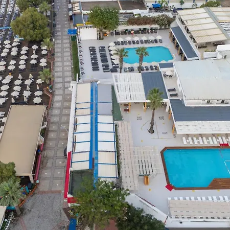 Курортный комплекс Petunya 4*