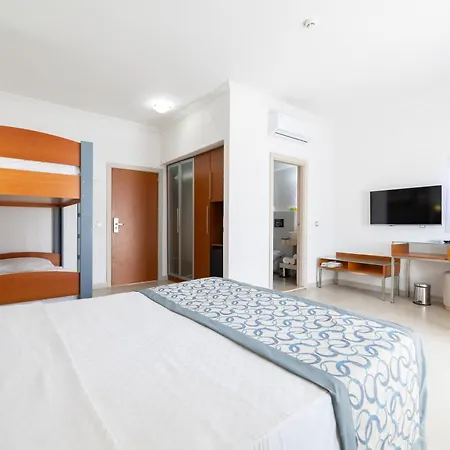 Petunya 4* Ортакент