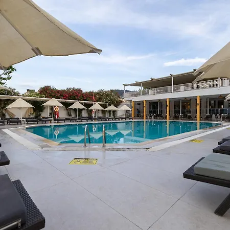 Resort Petunya Ortakentyahşi