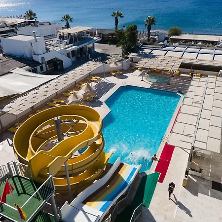 Petunya Ортакент